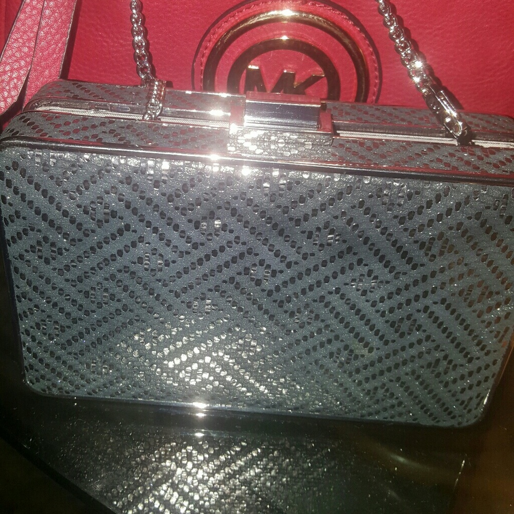 Micheal KORS  evening clutch